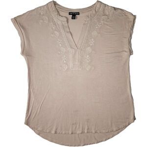 Cable & Gauge Beige Roll Sleeve V-Neck Knit Top Size M
